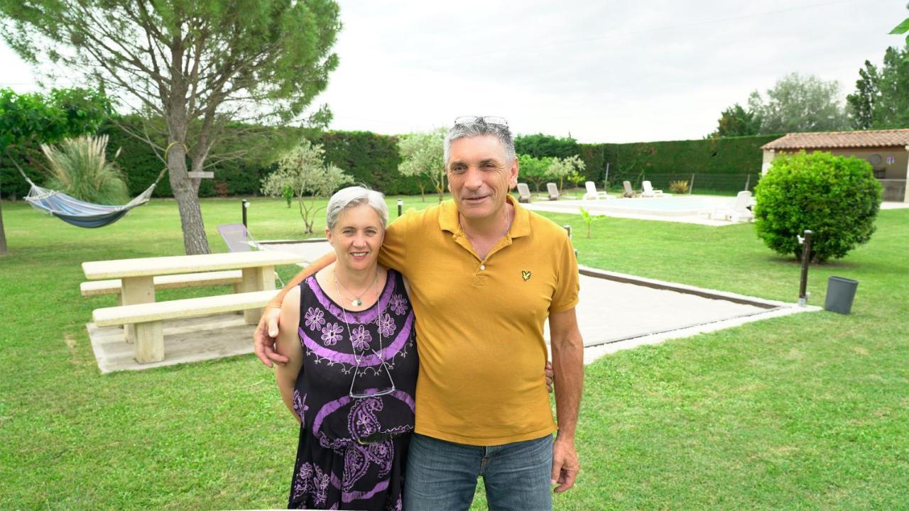 Chambres D'Hotes Le Saint Victor - Provence, Vaucluse Pernes-les-Fontaines Kültér fotó