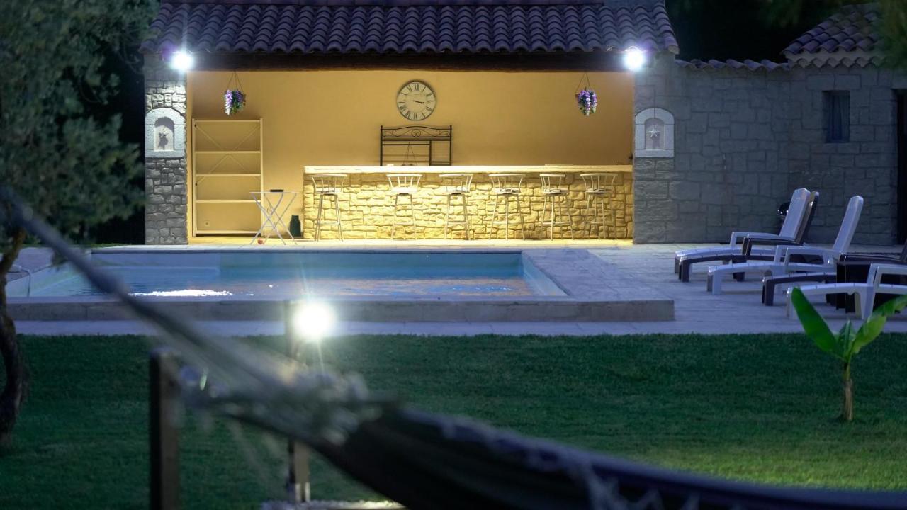 Chambres D'Hotes Le Saint Victor - Provence, Vaucluse Pernes-les-Fontaines Kültér fotó