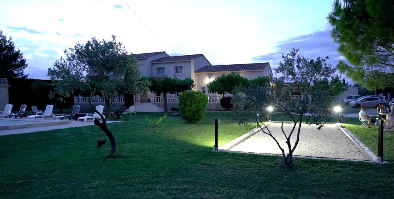 Chambres D'Hotes Le Saint Victor - Provence, Vaucluse Pernes-les-Fontaines Kültér fotó