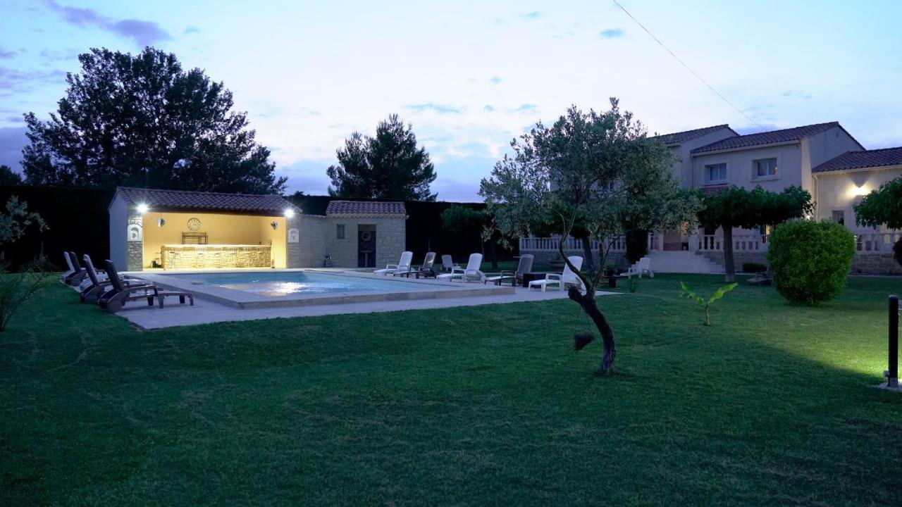 Chambres D'Hotes Le Saint Victor - Provence, Vaucluse Pernes-les-Fontaines Kültér fotó